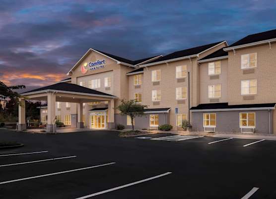 Comfort Inn & Suites Creswell 1