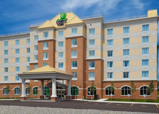 Holiday Inn Express & Suites CLARINGTON - BOWMANVILLE by IHG 1