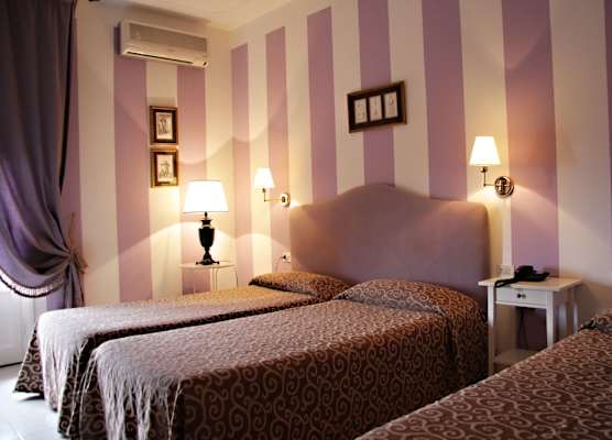 Hotel Alex 1