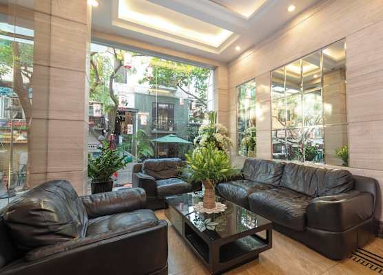 Sky Charm Hanoi Hotel and Spa 1