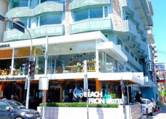 The Beach Front Resort, Pattaya 1