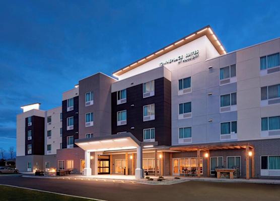 TownePlace Suites by Marriott Grand Rapids Airport 1