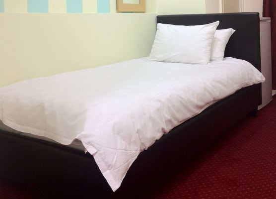 City View Hotel Roman Road Market 1