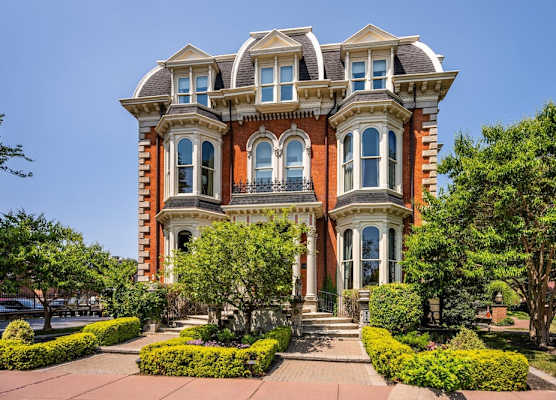The Mansion On Delaware Ave 1