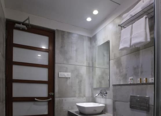 Hotel The Lotus Park, Ellisbridge 1