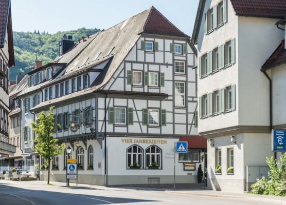 Flair Hotel Vier Jahreszeiten 1