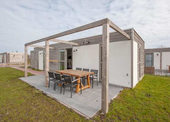 Lodge in Nieuwvliet Bad Near the Beach 1