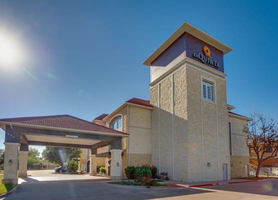 La Quinta by Wyndham Granbury 1