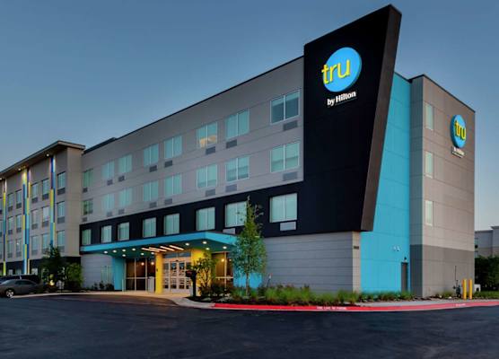 Tru by Hilton Round Rock 1