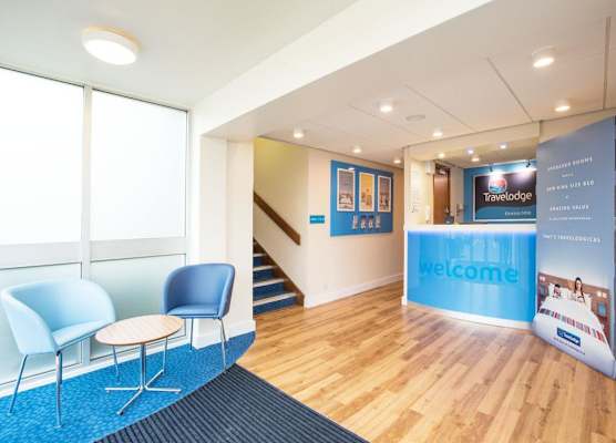 Travelodge Kinross M90 1