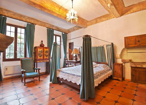Hôtel Les Arcades 1