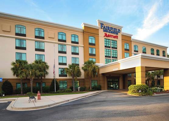 Fairfield Inn & Suites by Marriott Valdosta 1