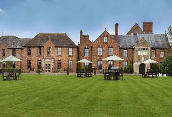Hatherley Manor Hotel & Spa 1