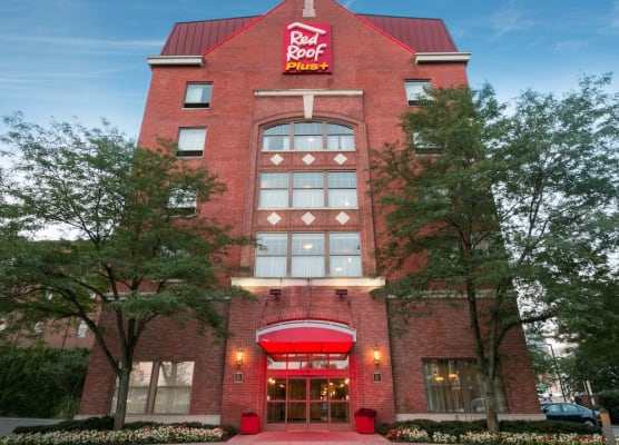 Red Roof Inn PLUS+ Columbus Downtown - Convention Center 1