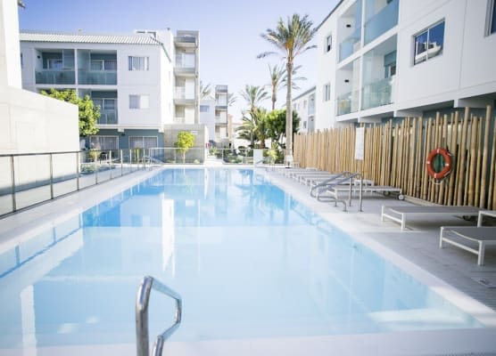 Bristol Sunset Beach - Holiday Apartments 1
