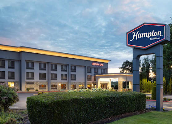 Hampton Inn Portland East 1