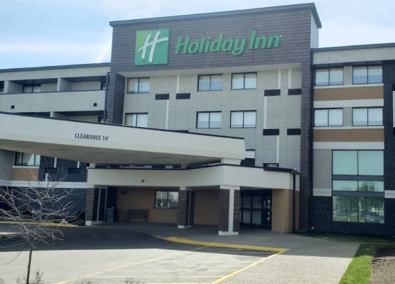 Holiday Inn INDIANAPOLIS - AIRPORT AREA N by IHG 1