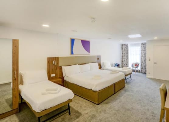 OYO Plymouth Central Hotel 1