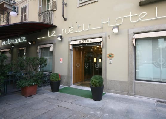 Le Petit Hotel 1