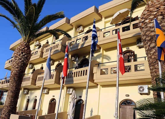 Creta Sun Studios 1