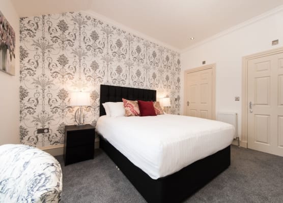 Royal Princes Suites 1