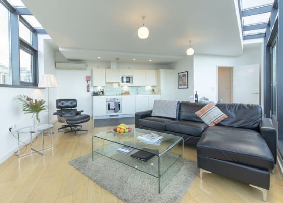 Cleyro Serviced Apartments - Finzels Reach 1