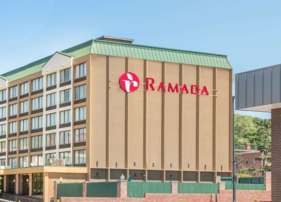 Ramada by Wyndham Cumberland Downtown 1