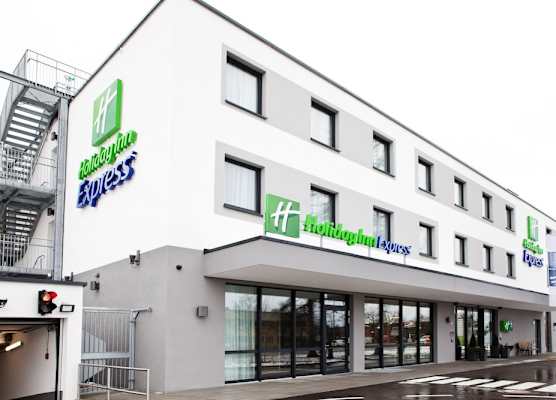 Holiday Inn Express MUNICH - OLYMPIAPARK by IHG 1