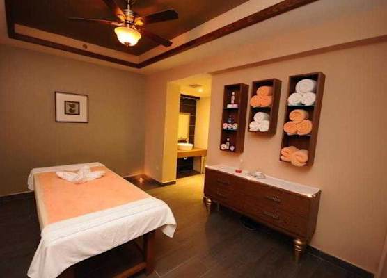 Insula Resort & Spa 1