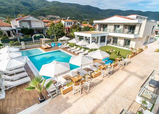 Lagaria Luxury Rooms 1