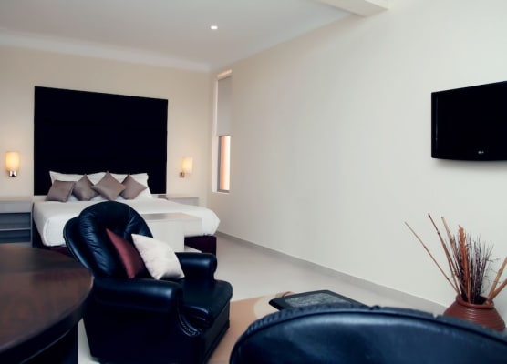 Airport View Hotel 1