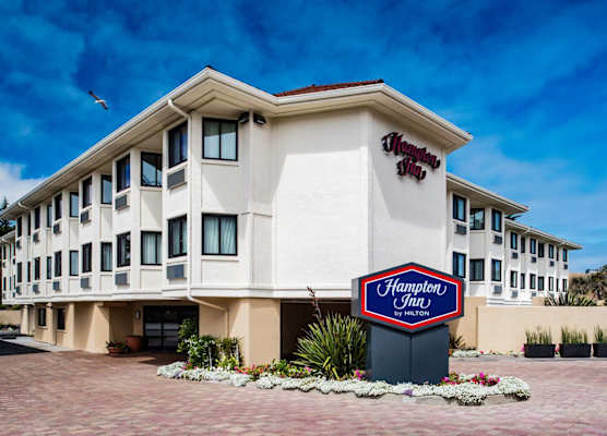 Hampton Inn Monterey 1
