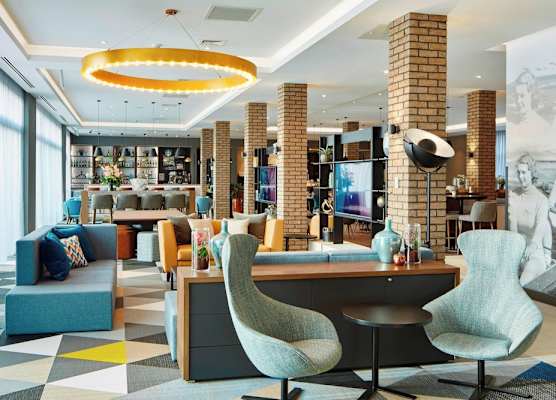 Courtyard by Marriott Oxford South 1