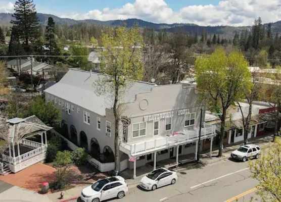 Weaverville Hotel 1