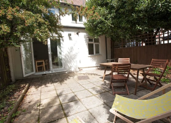 Tooting Rooms & Studio by PrimeCityHosts 1