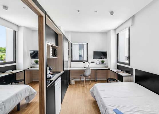 Home and CoLiving Pamplona 1