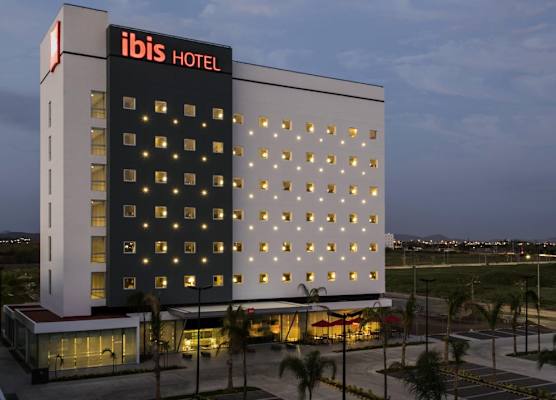 Ibis Mazatlan Marina 1