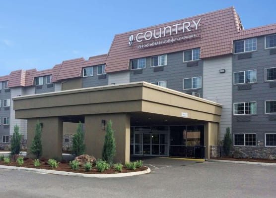 Country Inn & Suites by Radisson, Delta Park North Portland 1