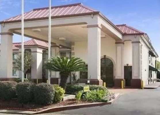 Staywell Suites 1