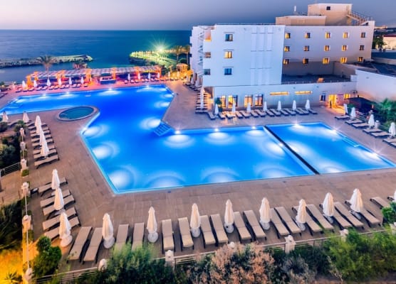 Vuni Palace Hotel & Casino & SPA 1