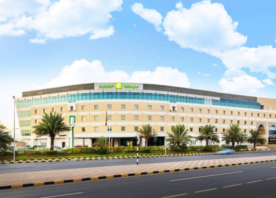 Holiday Inn MUSCAT AL SEEB by IHG 1