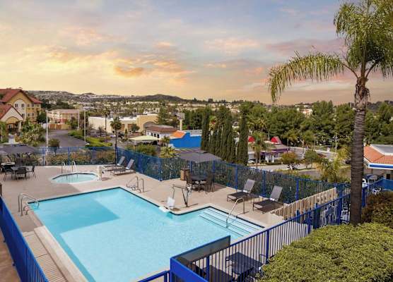 Fairfield Inn by Marriott Santa Clarita Valencia 1
