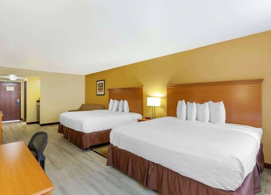 Best Western Kiva Inn 1