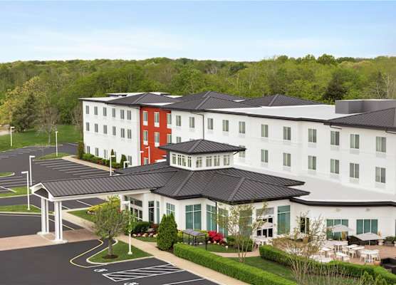 Hilton Garden Inn Riverhead 1