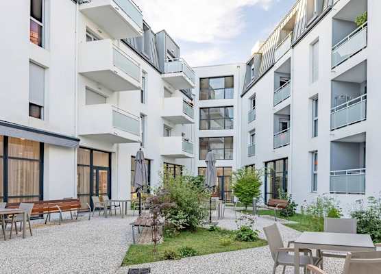 Quality Aparthotel Rochefort 1
