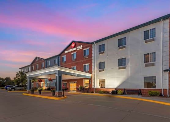 Best Western Plus Des Moines West Inn & Suites 1