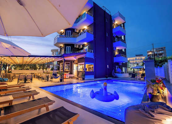 Sunshine Hotel 1