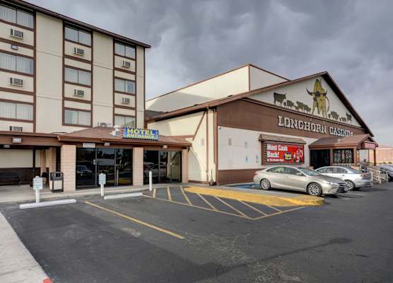 Longhorn Casino & Hotel 1