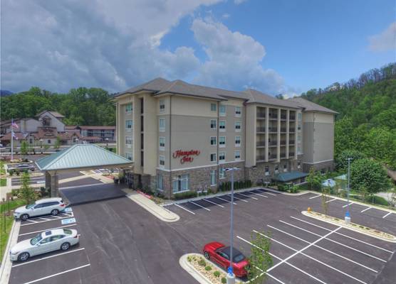 Hampton Inn Gatlinburg Historic Nature Trail 1