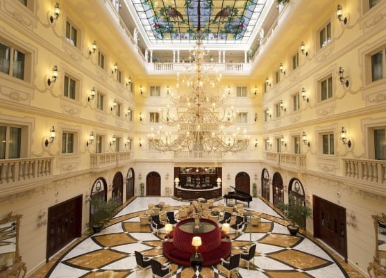 Grand Hotel Vanvitelli 1